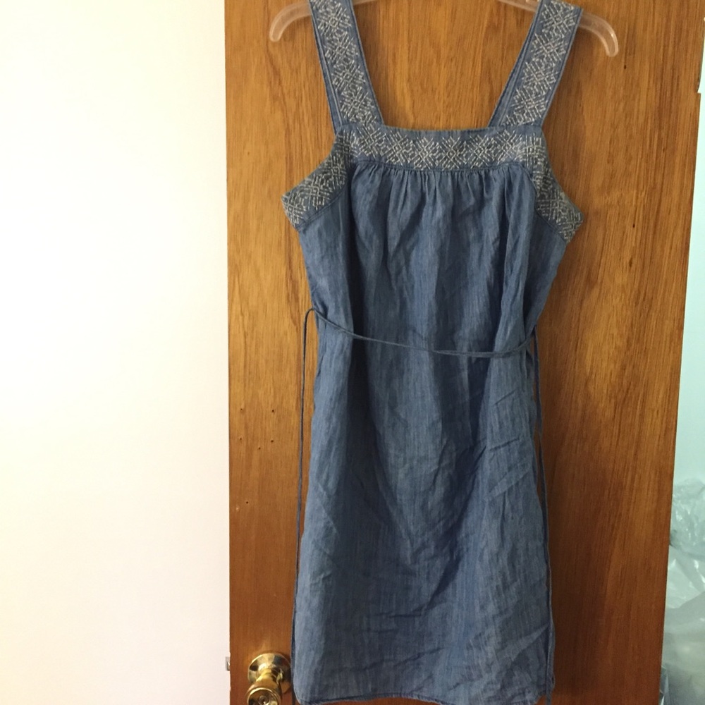 Universal Thread Blue Apron Dress Women’s Sz M